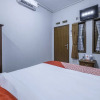 Отель OYO 1859 Rancabali Residence, фото 4
