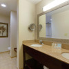 Отель Hampton Inn & Suites Wellington, фото 10