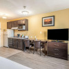 Отель Suburban Studios Near Camp Lejeune, фото 15