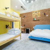 Отель J Trip Youth Hostel, фото 11