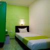 Отель ZEN Rooms Near Fery Terminal Batam Centre, фото 18