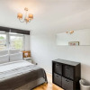 Отель Homely 4 Bedroom House in Brixton, фото 6