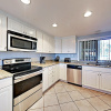 Отель Beachfront #A104 - 2 Br Condo, фото 3