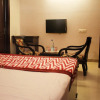 Отель OYO 1262 Apartment near Medanta, фото 5