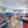 Отель Comfort Suites Denver near Anschutz Medical Campus, фото 18
