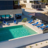 Отель Awesome Home in Komarna With Outdoor Swimming Pool, Wifi and 4 Bedrooms, фото 14