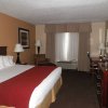 Отель Holiday Inn Express Hotel & Suites FOREST, фото 18