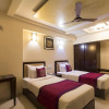 Отель OYO Premium Kanjurmarg Bhandup West, фото 4