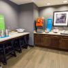 Отель Hampton Inn & Suites Pittsburgh/Harmarville, фото 47