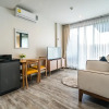 Отель D189 - Convenient Apartment in The Deck Condo Pool gym and Laundry Room, фото 3