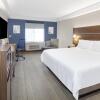 Отель Holiday Inn Express Hotel & Suites Long Island-East End, an IHG Hotel, фото 6