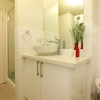 Отель Colour Pop Fitzroy - Pets, Parking, Balcony, 3bdrm, фото 11