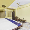 Отель SPOT ON 62734 Hotel Sarfaraz Palace, фото 10