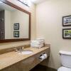 Отель Comfort Inn & Suites - Hannibal, фото 27