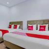 Отель OYO 90504 Rizky Homestay Syariah Palutungan Kuningan, фото 6