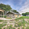 Отель Lakefront Home < 3 Miles to Historic Granbury!, фото 24