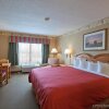 Отель Country Inn & Suites by Radisson, Cedar Falls, IA, фото 5
