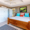 Отель Luxury Ocean-view Flamingo Home With Pool, Apartment and Party Deck, фото 3