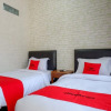 Отель RedDoorz @ Jalan Majapahit Semarang, фото 5
