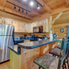 Отель Sevierville Cabin w/ Hot Tub: 5 Mi to Pigeon Forge, фото 13