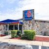 Отель Motel 6 Palm Bay в Маравиле