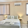 Отель Studio for 4 Guests Next to Mall & Free Parking, фото 4