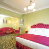 Отель Studio One Accommodation Suites, фото 3