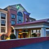 Отель Holiday Inn Express & Suites Greenville - Downtown, an IHG Hotel в Гринвилле