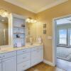 Отель Beachfront Melody 4 Bedroom Home, фото 12