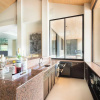 Отель Moonshine by Avantstay Modern & Stylish Estate w/ Bar, Fire Pit & Hot Tub 5 bd, фото 26