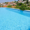 Отель Villa Green Garden - Three Bedroom Holiday Home With Private Pool ST ID Direct Booker 7950, фото 18