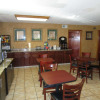 Отель SureStay Plus Hotel by Best Western Sacramento North, фото 25