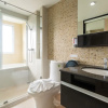 Отель Greenview Ekkamai 10 by OYO Rooms, фото 11
