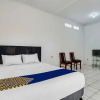 Отель Spot On 91117 Sriwijaya Residence, фото 3
