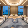 Отель HUALUXE Xiamen Haicang Harbour View, an IHG Hotel, фото 21