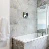 Отель Montana House - TV in every room!, фото 11