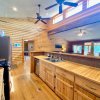 Отель The Great House At Stillwater Mountain Lodge 3 Bedrooms 2.5 Bathrooms, фото 10