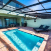 Отель Magic Retreat Near Disney Sleeps 12 Private Pool Sol101, фото 15