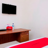 Отель RedDoorz @ Salemba Raya, фото 6