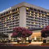 Отель Dallas/Addison Marriott Quorum by the Galleria в Далласе