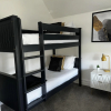 Отель Inviting 2-bed Apartment in Poole, фото 11
