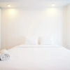 Отель Minimalist And Restful 2Br At Grand Sungkono Lagoon Apartment, фото 19
