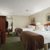 Отель Holiday Inn Topeka-West, фото 27
