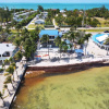Отель Luxury Beachfront Home With Pool In Islamorada 3 Bedroom Home by RedAwning, фото 21