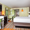 Отель Holiday Inn Express Atlanta Galleria - Ballpark Area, an IHG Hotel, фото 33
