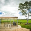 Отель Barossa Vineyard Cottages, фото 11