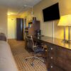 Отель Quality Inn & Suites, фото 10