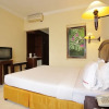 Отель RedDoorz @ Raya Pantai Kuta, фото 4