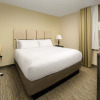 Отель Candlewood Suites I 26 @ Northwoods Mall, An Ihg, фото 5