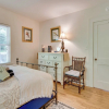 Отель 'Le Canard' Cottage w/ Porch: 10 Mi to Asheville!, фото 3